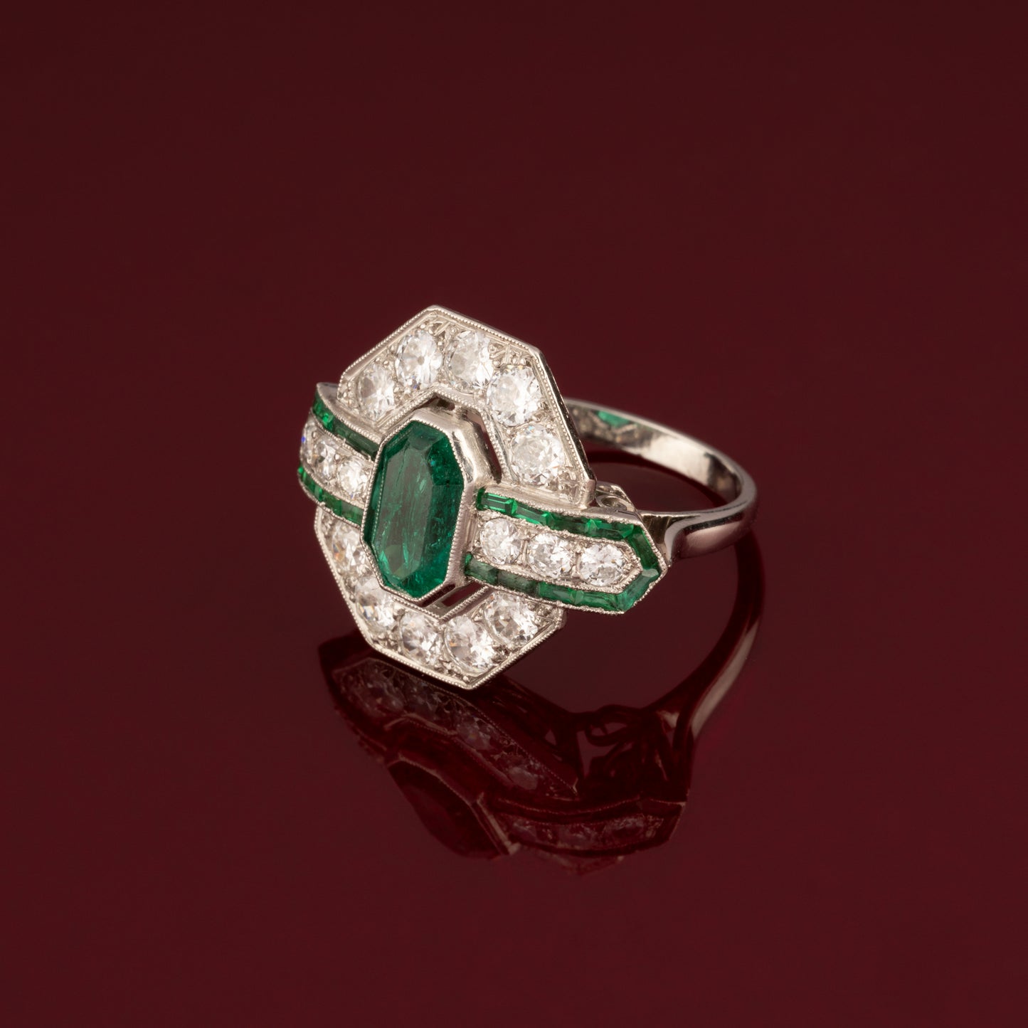 Bague Art Déco émeraude