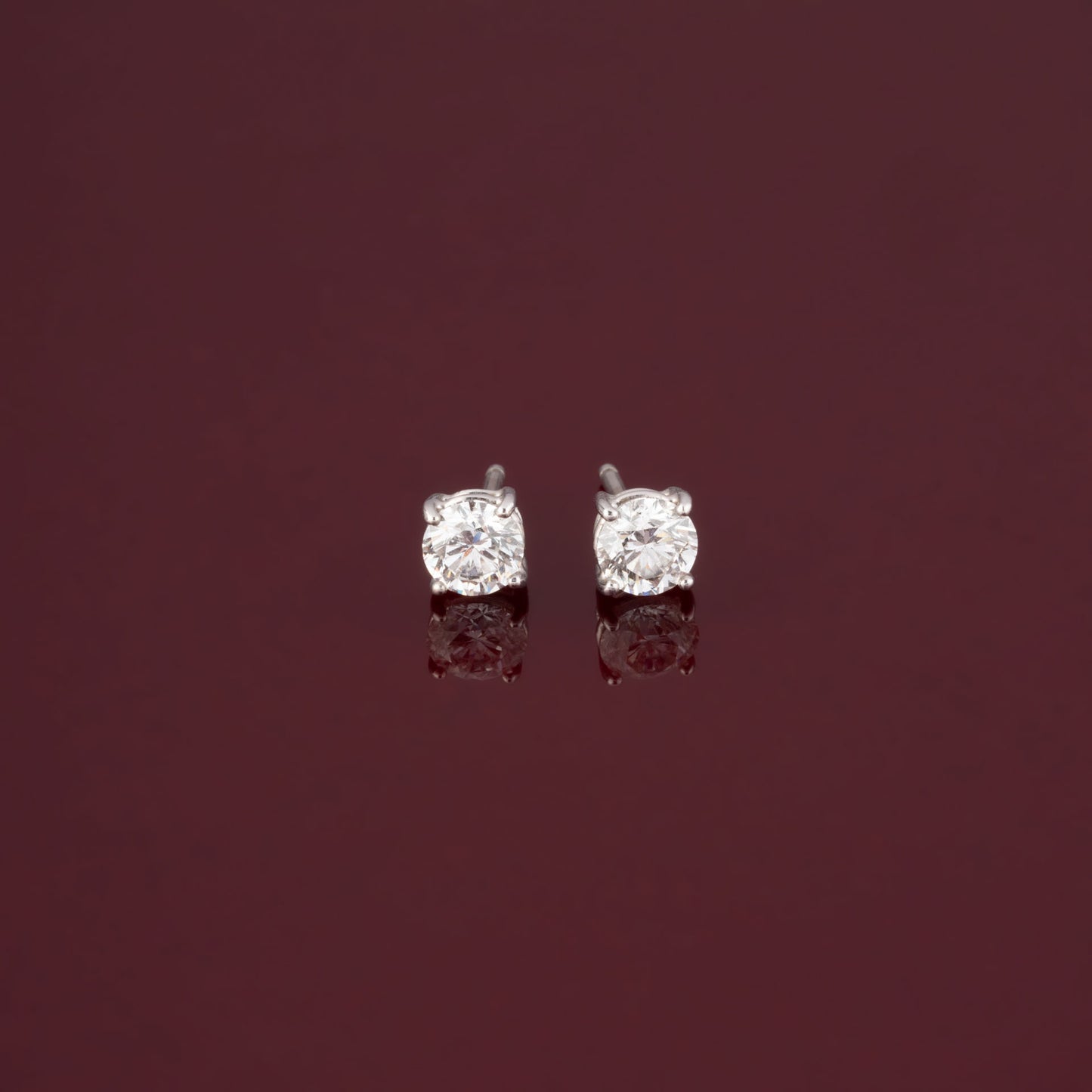 Clous d'oreilles