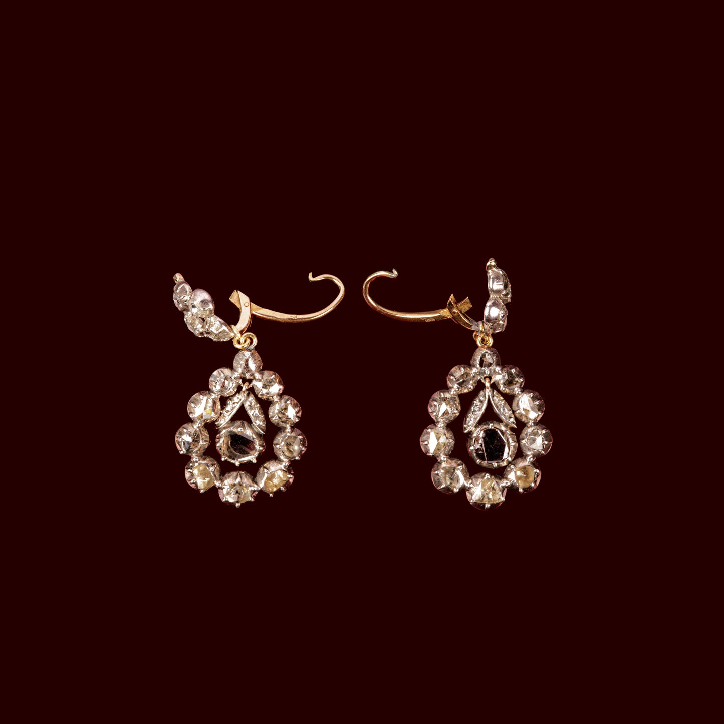 Pendants d'oreilles du XVIIIᵉ siècle